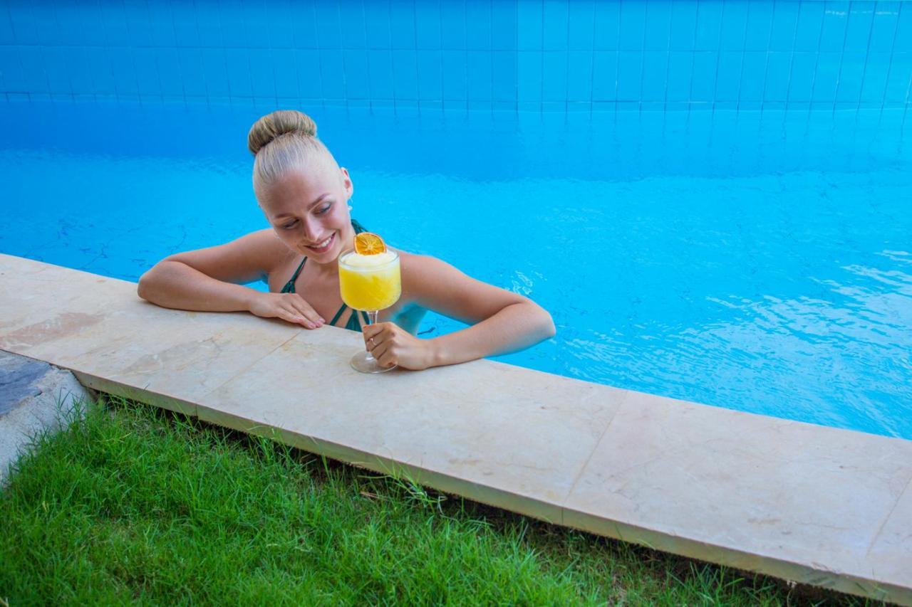 Orka Cove Hotel Penthouse & Suites Adults Only Олудениз Екстериор снимка